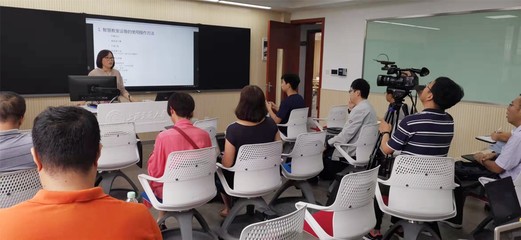 教育技術中心 以信息技術服務教學，構建高效教育信息服務體系