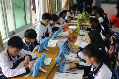 郴州市北湖區(qū) 服務(wù)民生，加快心里程教育信息化項(xiàng)目落地